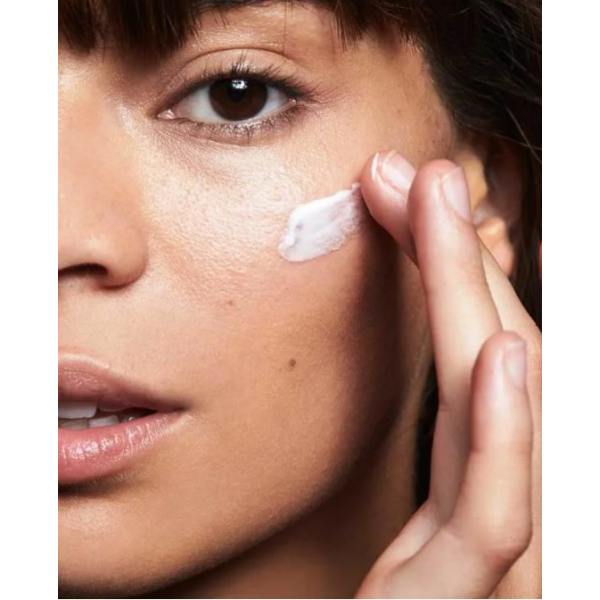Увлажняющий праймер GLOSSIER Priming Moisturizer Увлажняющий праймер GLOSSIER Priming Moisturizer