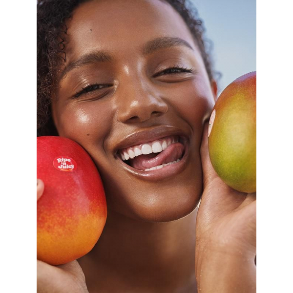Ošetření rtů Glossier Balm Dotcom Mango