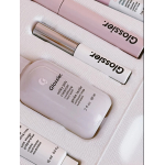 Набор для макияжа и ухода за кожей Glossier The Essential Edit