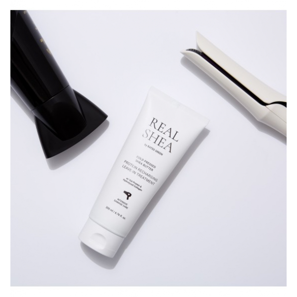 Obnovující krém na vlasy s termální ochrannou Rated Green Real Shea Protein Recharging Leave-In Treatment Obnovující krém na vlasy s termální ochrannou Rated Green Real Shea Protein Recharging Leave-In Treatment